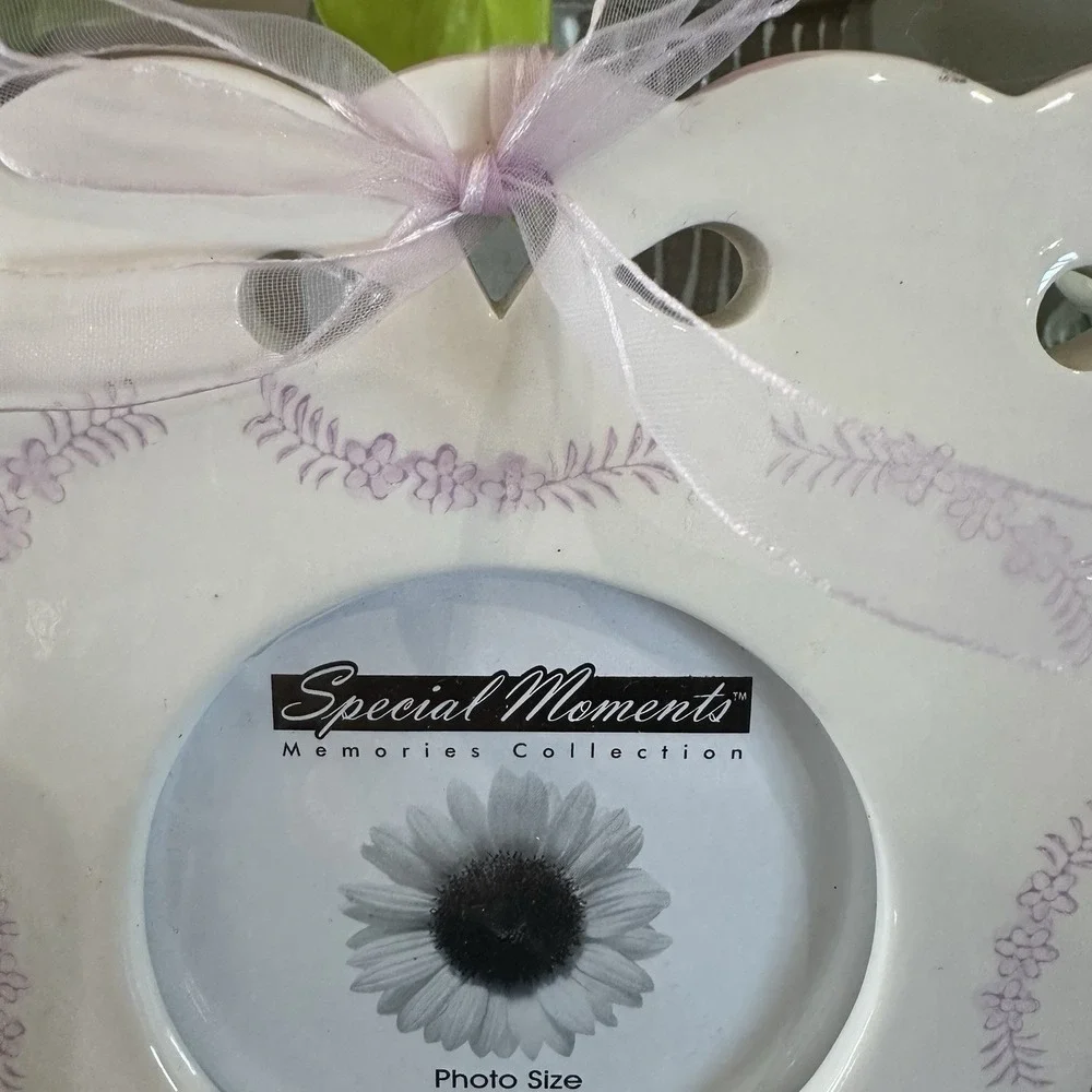 VTG New Ceramic Square Scalloped Picture Photo Frame 3x3